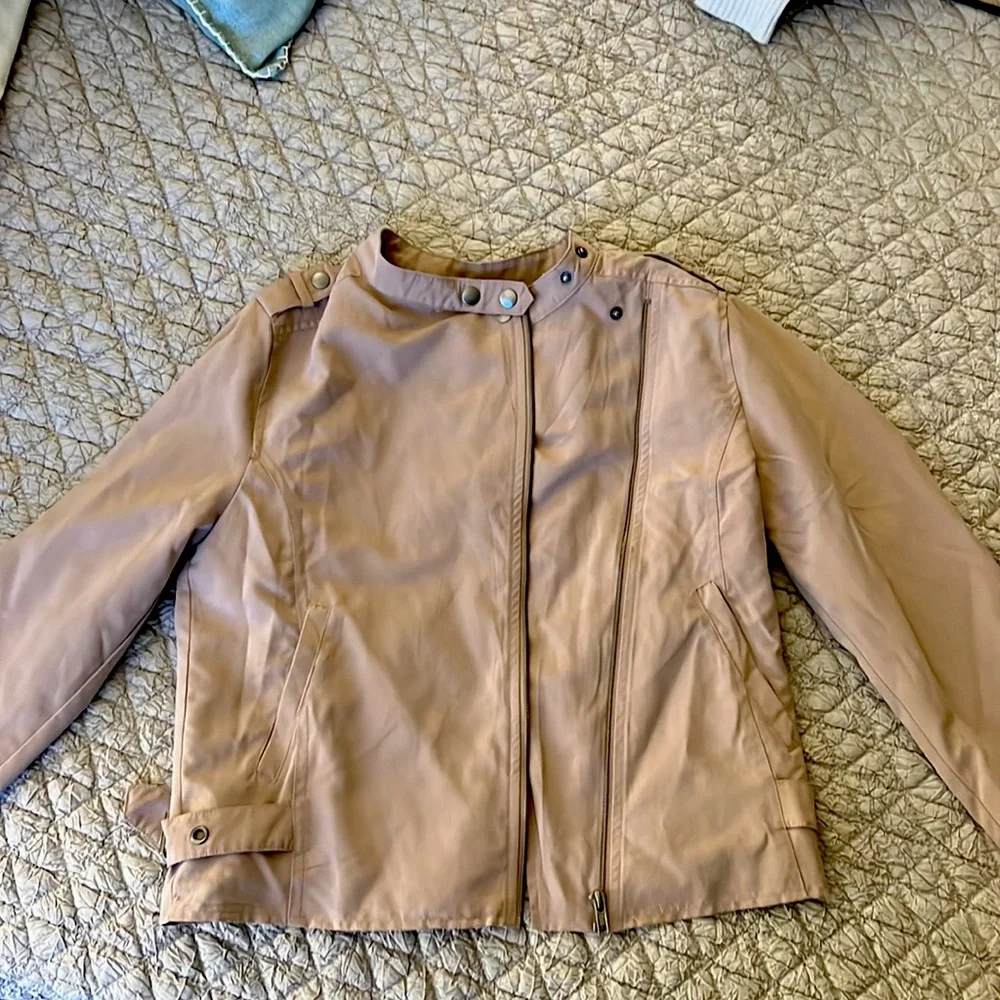 Light Pink Jacket - Picture 1 of 2